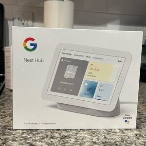Google Smart Display Box with White Packaging